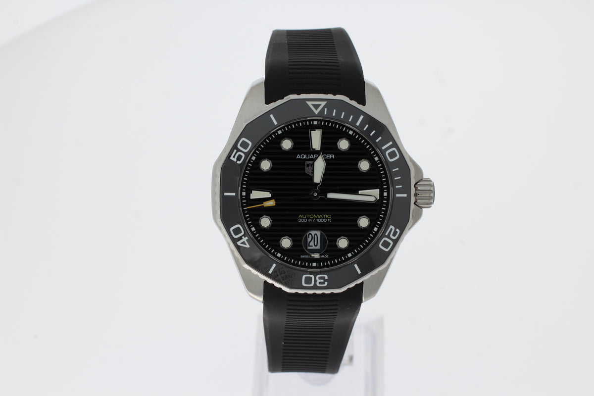 TAG HEUER AQUARACER PROFESSIONAL 300 DATE Automatic, 43 mm, stainless steel WBP201A.FT6197