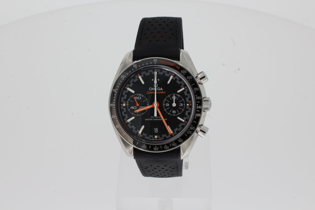 Omega Speedmaster Racing Co-Axial Chronograph Automatic 329.32.44.51.01.001 acier noir 44,2 mm, bracelet en cuir noir