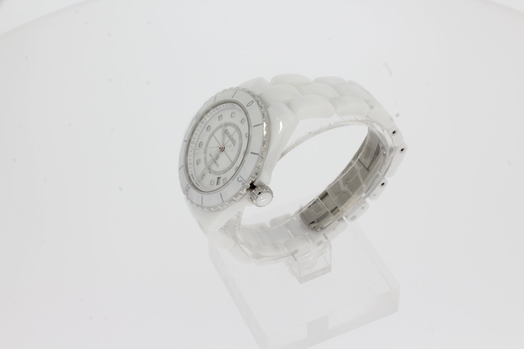 Chanel J12 H5705 38mm blanc