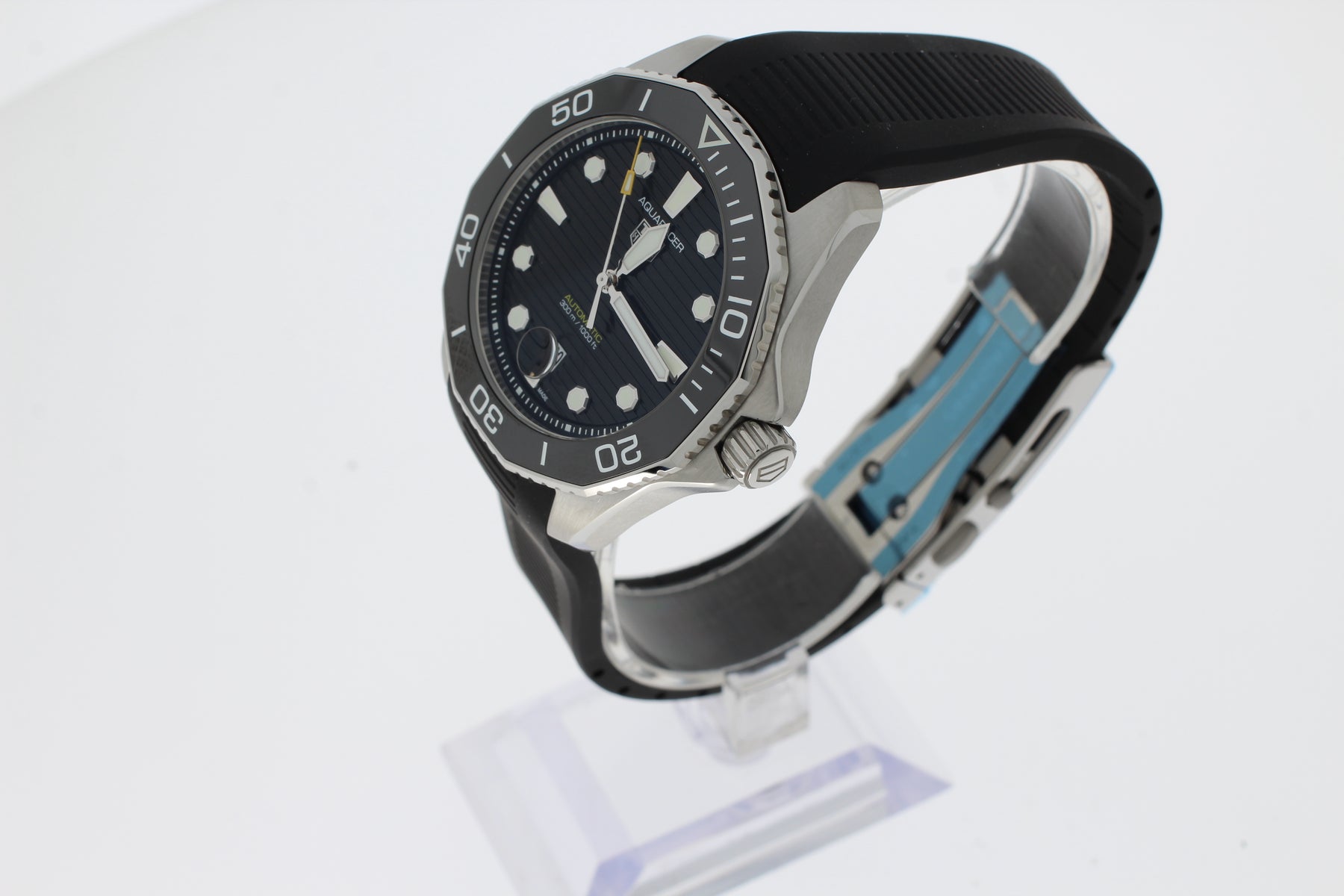 TAG HEUER AQUARACER PROFESSIONAL 300 DATE Automatic, 43 mm, stainless steel WBP201A.FT6197