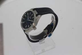 Omega Seamaster AQUA TERRA 150 M CO-AXIAL MASTER CHRONOMETER 220.12.41.21.03.002 acier bleu 41 mm, bracelet en caoutchouc gris