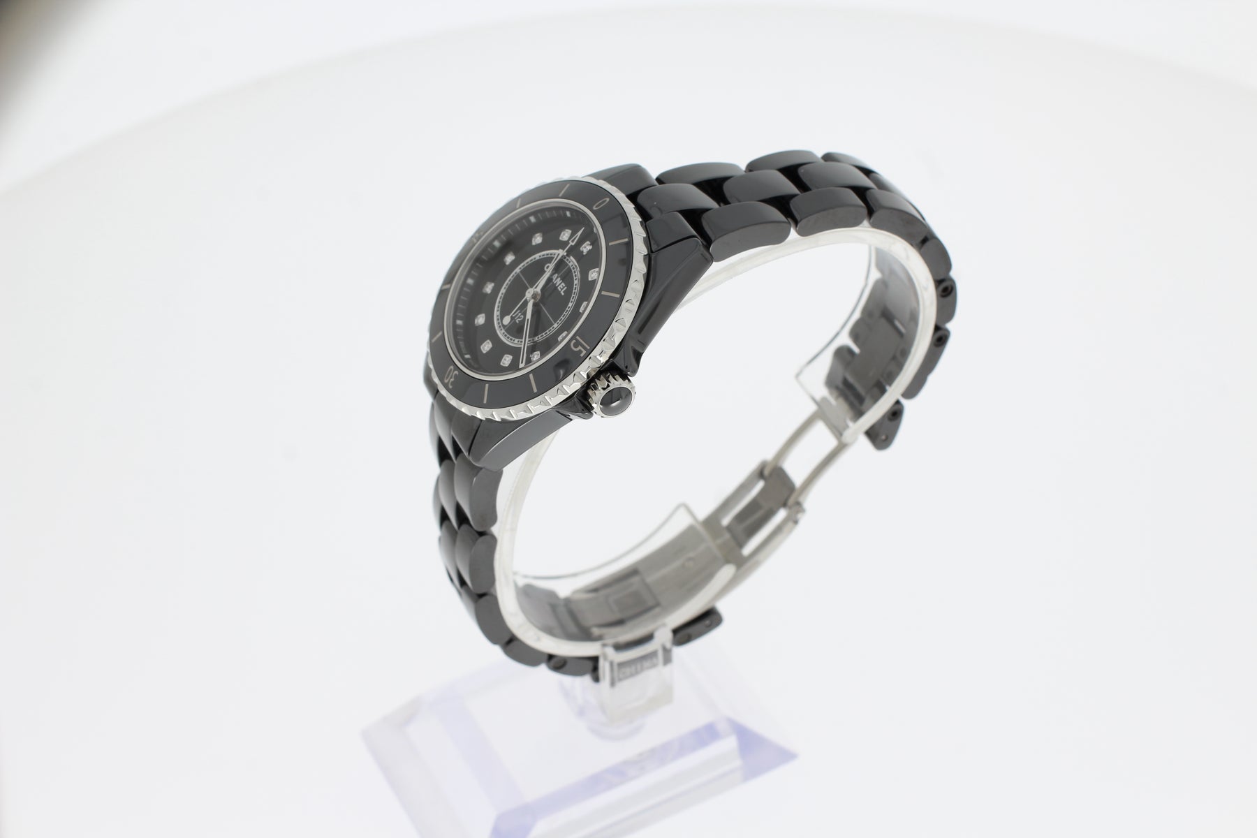 Chanel j12 H5701 black 33mm