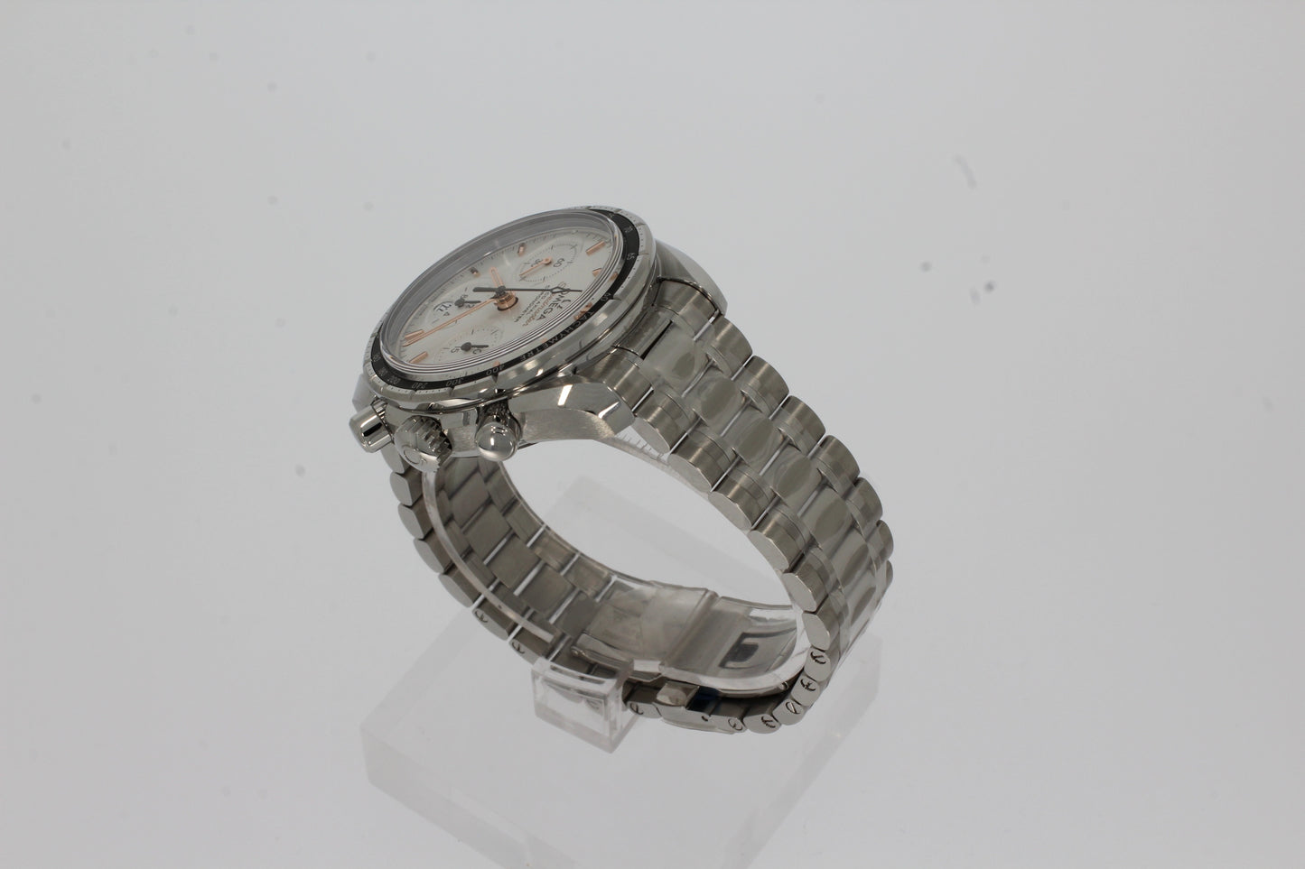 Omega Speedmaster 38 Co-Axial Chronograph 324.30.38.50.02.001 acier blanc 38 mm, avec bracelet en acier