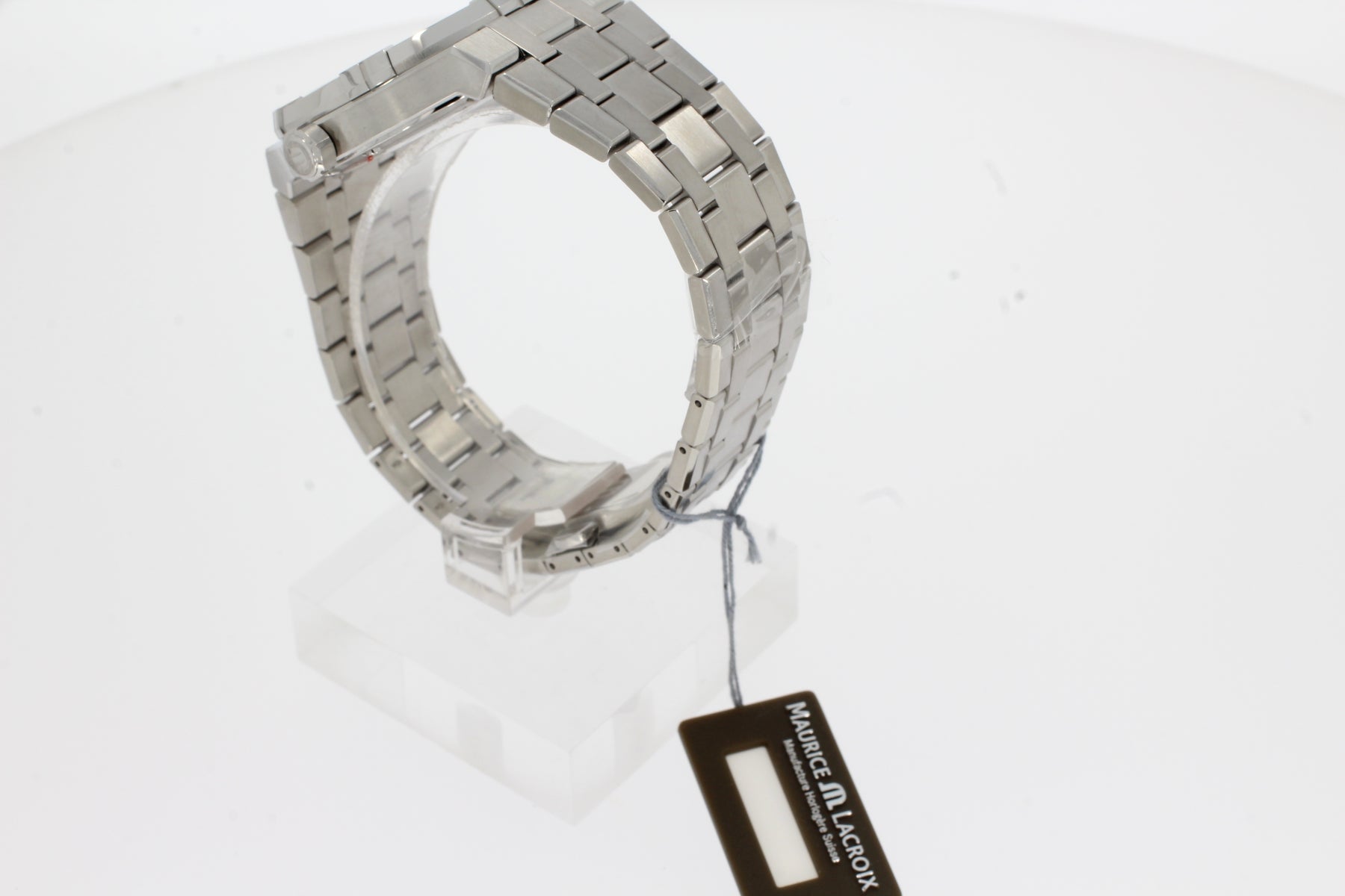 Maurice Lacroix Aikon AI6008-SS002-130-1