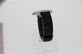 Glashütte Original Sixties 1-39-52-04-02-04 stainless steel case. Extra flat case made of polished Ed