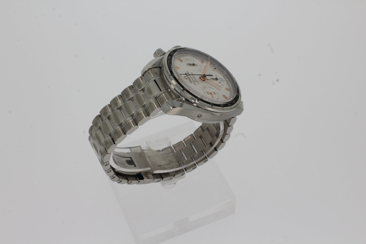 Omega Speedmaster 38 Co-Axial Chronograph 324.30.38.50.02.001 acier blanc 38 mm, avec bracelet en acier