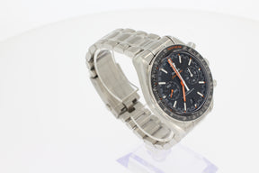 Omega Speedmaster Racing Co-Axial Master Chronograph 329.30.44.51.01.002 acier noir 44,25 mm, avec bracelet en acier